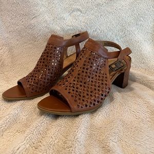 Franco Sarto Brown leather Sandal heels size 10